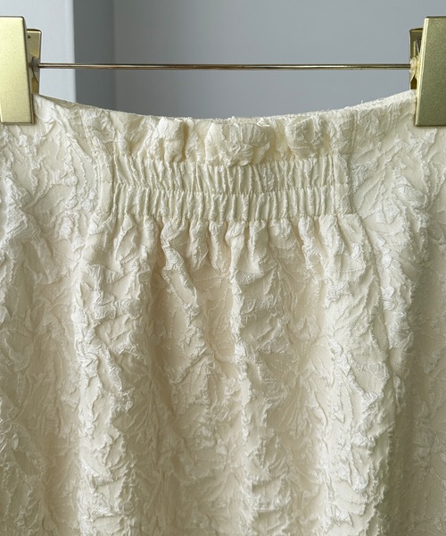 Louere（ルエレ）の「ジャガードハイウエストスリットIラインスカート[高身長サイズMT/低身長サイズS有り]（スカート・レディース・ブラック/アイボリー/ベージュ・X-LARGE/LARGE/MEDIUM/SMALL/MT）」の17枚目の写真