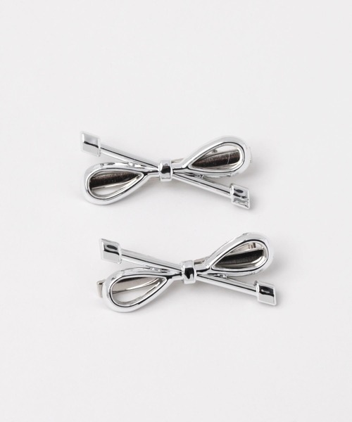 FOREVER 21(フォーエバー トゥエンティーワン)の「2Pリボンヘアクリップ(ヘアピン・レディース・シルバー・FREE)」の1枚目の写真