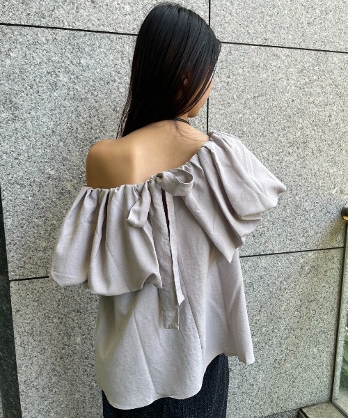 AIC.（エーアイシー）の「2WAYバックリボンオフショルトップス（シャツ/ブラウス・レディース・モカ/チャコールグレー・FREE）」の16枚目の写真