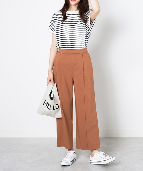 BELLUNA PLUS(ベルーナ)の「麻入りストレッチタックワイドパンツ60丈(その他パンツ・レディース・テラコッタ/ブラック/グレイッシュベージュ/ライラック・SMALL/MEDIUM/LARGE/X-LARGE)」の10枚目の写真