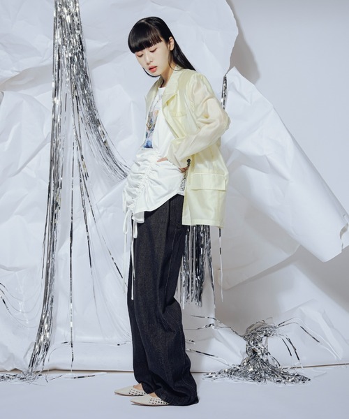 Ezick(エジック)の「Gloss sheer オーバージャケット(テーラードジャケット・レディース・レモンイエロー/ブラック・FREE)」の4枚目の写真