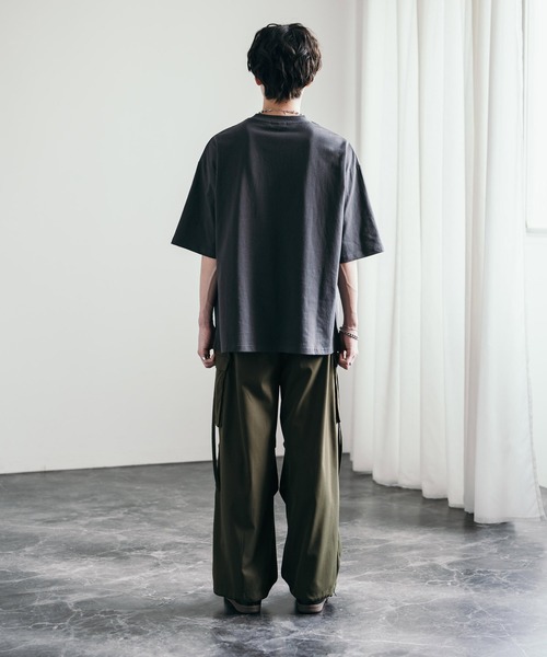 お3　超美品 LEONARD フラワープリント 半袖Tシャツ　42　カンカン素材 お3 超美品 LEONARD フラワープリント 半袖Tシャツ 42 カンカン素材