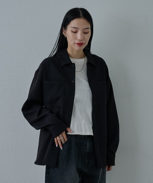 COLONY 2139（コロニートゥーワンスリーナイン）の「サステナブルストレッチイージー長袖シャツ（シャツ/ブラウス・メンズ・ブラック/グレイッシュベージュ/チャコールグレー・MEDIUM/LARGE）」の7枚目の写真