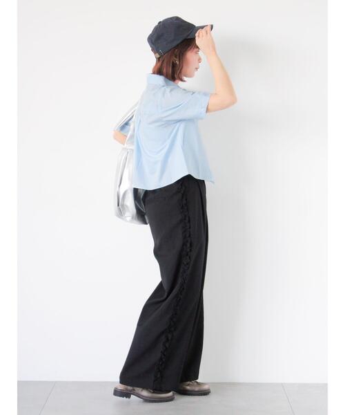 ehka sopo（エヘカソポ）の「イレギュラーヘムシャツ（シャツ/ブラウス・レディース・オフホワイト/イエロー/ピンク/サックスブルー・F）」の9枚目の写真