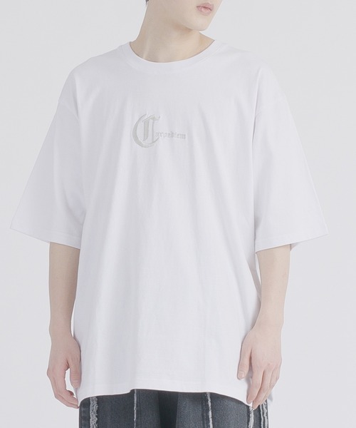 RE730(アールイーセブンサーティー)の「【RE730】十字薔薇モチーフ 半袖ビッグシルエットTシャツ(Tシャツ/カットソー・メンズ・ブラック/チャコールグレー・LARGE/MEDIUM)」の5枚目の写真