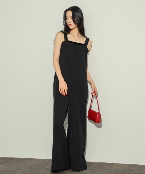 NEUNA（ヌナ）の「ストレートサロペット（サロペット/オーバーオール・レディース・ブラック/グレー・FREE/S）」の2枚目の写真