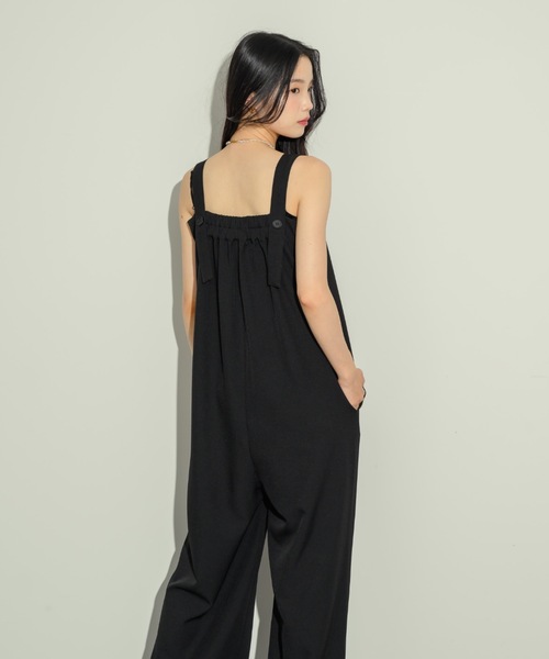 NEUNA（ヌナ）の「ストレートサロペット（サロペット/オーバーオール・レディース・ブラック/グレー・FREE/S）」の10枚目の写真