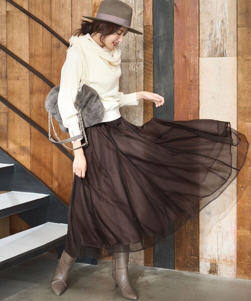 ANY SIS（エニィスィス）の「スリットポイントボトルネック ニット（ニット/セーター・レディース・アイボリー系/レッド系/ライラック系/ピンク系/オレンジ系/グリーン系/ブラック系/イエロー系/ブルー系・2）」の17枚目の写真