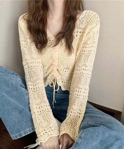 NANEA(ナネア)の「フロントシャーリングシアーニット(ニット/セーター・レディース・イエロー/ベージュ/ピンク/グリーン/ホワイト/ブルー/ブラック/アイボリー・フリー)」の3枚目の写真