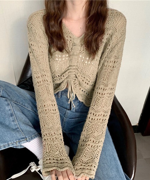 NANEA(ナネア)の「フロントシャーリングシアーニット(ニット/セーター・レディース・イエロー/ベージュ/ピンク/グリーン/ホワイト/ブルー/ブラック/アイボリー・フリー)」の22枚目の写真