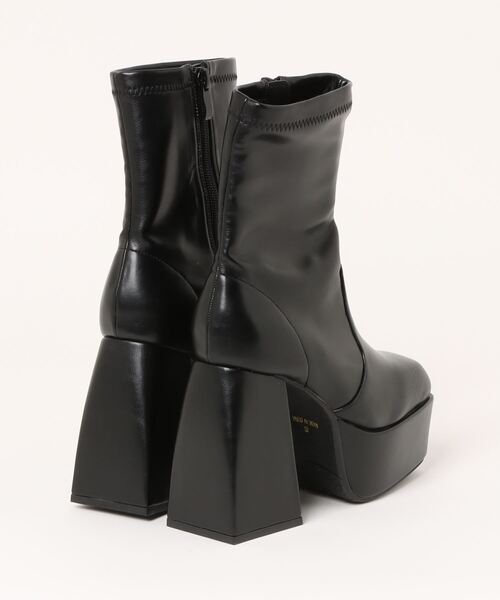 one wayザッカ（ワンウェイザッカ）の「バルキーショートブーツ（ブーツ・レディース・ブラック系その他/ブラック・MEDIUM/LARGE/LL/SMALL）」の7枚目の写真