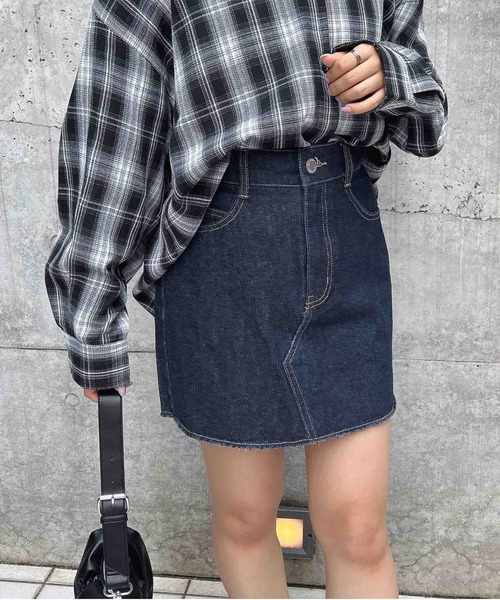 INGNI（イング）の「オーバーダイカットオフデニムスカート（デニムスカート・レディース・グレー/ブルー系その他/インディゴブルー・FREE）」の15枚目の写真