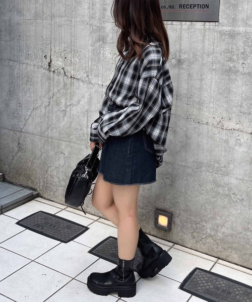 INGNI（イング）の「オーバーダイカットオフデニムスカート（デニムスカート・レディース・グレー/ブルー系その他/インディゴブルー・FREE）」の19枚目の写真