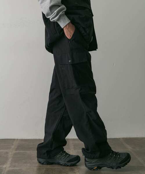 URBAN RESEARCH DOORS(アーバンリサーチドアーズ)の「『別注』WAQ×DOORS 難燃フィールドパンツ(その他パンツ・メンズ・カーキ/ブラック・MEDIUM/LARGE)」の5枚目の写真