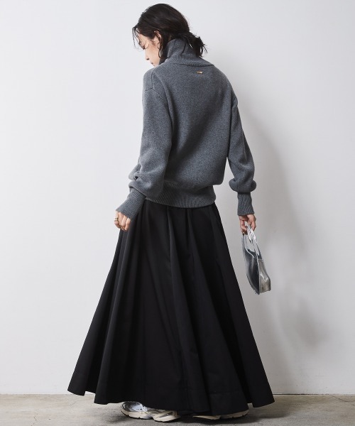 CHIC STYLE（シックスタイル）の「フレアマキシスカート ＜大きいサイズ有＞シックスタイル（スカート・レディース・ブルー/グレー/ブラック・M/L/LL/3L/4L/5L）」の6枚目の写真