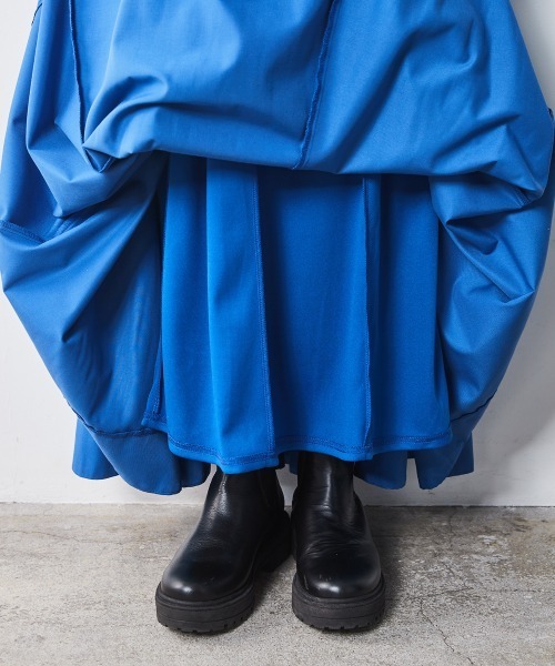 CHIC STYLE（シックスタイル）の「フレアマキシスカート ＜大きいサイズ有＞シックスタイル（スカート・レディース・ブルー/グレー/ブラック・M/L/LL/3L/4L/5L）」の21枚目の写真