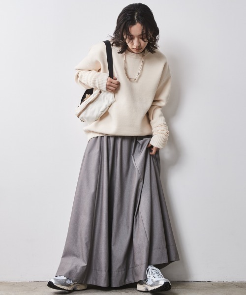 CHIC STYLE（シックスタイル）の「フレアマキシスカート ＜大きいサイズ有＞シックスタイル（スカート・レディース・ブルー/グレー/ブラック・M/L/LL/3L/4L/5L）」の11枚目の写真