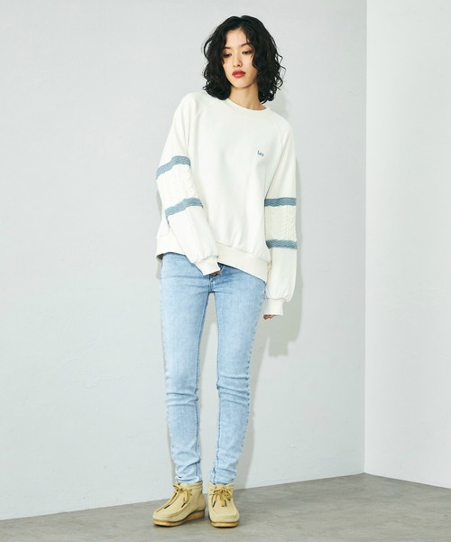 Lee(リー)の「Lee/リー ニットパネルスリーブ スウェット(スウェット・レディース・ブルー/レッド/ピンク/ライム/ピンク系その他/サックスブルー・MEDIUM)」の14枚目の写真