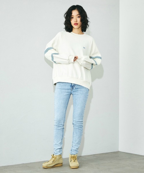 Lee(リー)の「Lee/リー ニットパネルスリーブ スウェット(スウェット・レディース・ブルー/レッド/ピンク/ライム/ピンク系その他/サックスブルー・MEDIUM)」の15枚目の写真