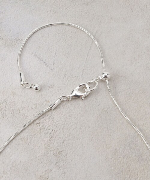 grove（グローブ）の「リボンショートネックレス（ネックレス・レディース・シルバー系/ゴールド/シルバー・00）」の6枚目の写真