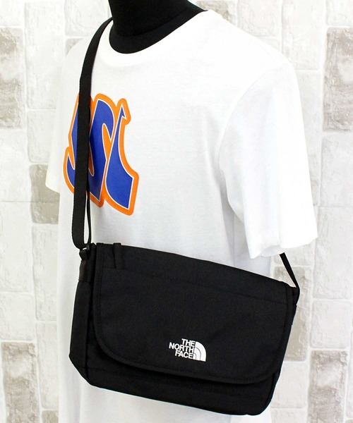 THE NORTH FACE（ザノースフェイス）の「TNF メッセンジャーバッグ S