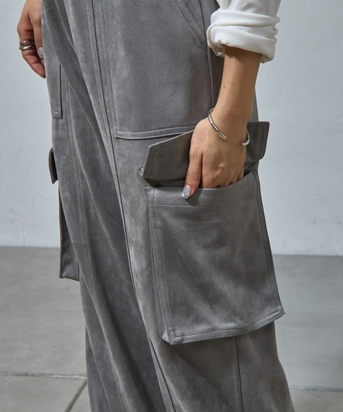 COLONY 2139（コロニートゥーワンスリーナイン）の「スエードポンチカーゴパンツ（カーゴパンツ・レディース・グレー/アイボリー/ブラック・MEDIUM/SMALL）」の22枚目の写真