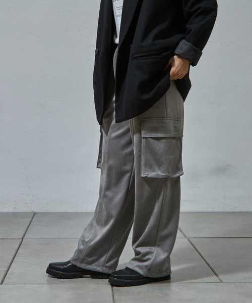 COLONY 2139（コロニートゥーワンスリーナイン）の「スエードポンチカーゴパンツ（カーゴパンツ・レディース・グレー/アイボリー/ブラック・MEDIUM/SMALL）」の12枚目の写真