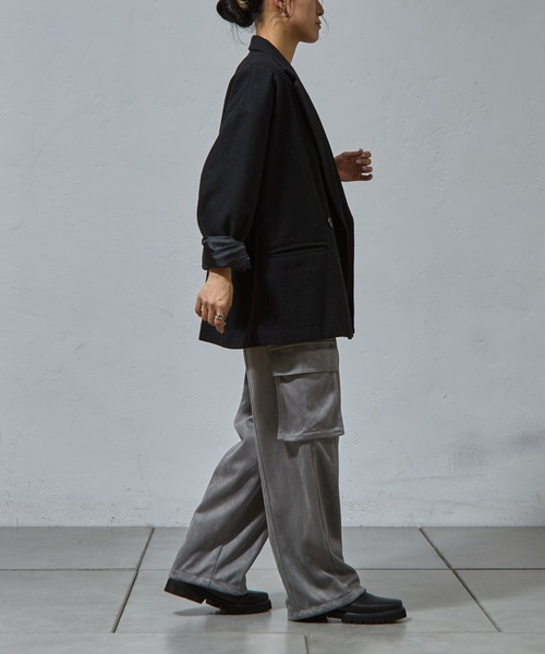 COLONY 2139（コロニートゥーワンスリーナイン）の「スエードポンチカーゴパンツ（カーゴパンツ・レディース・グレー/アイボリー/ブラック・MEDIUM/SMALL）」の14枚目の写真