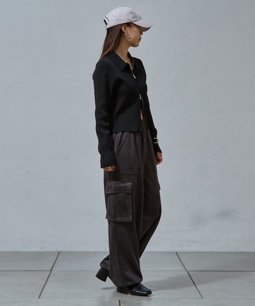 COLONY 2139（コロニートゥーワンスリーナイン）の「スエードポンチカーゴパンツ（カーゴパンツ・レディース・グレー/アイボリー/ブラック・MEDIUM/SMALL）」の6枚目の写真