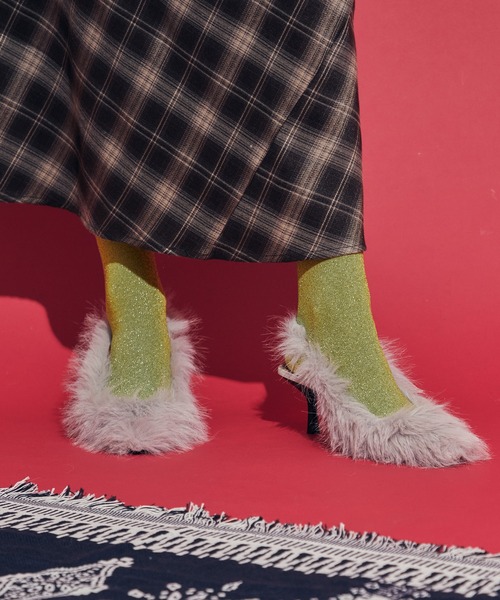 uyu.(ウユ)の「Volume Fur Mules / ボリュームファーミュール【uyu./ウユ】(パンプス・レディース・ブラック/グレー/ブルー・M/L)」の9枚目の写真