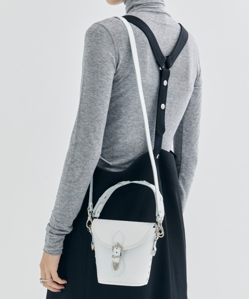 TOGA（トーガ）の「【TOGA×Zatchels/トーガ×ザッチェルズ】Barrel TOGA × Zatchels（ボディバッグ/ウエストポーチ・レディース・ブラック/ホワイト・FREE）」の9枚目の写真