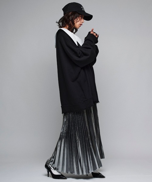 Narcissus（ナルシス）の「メタリックプリーツロングスカート（スカート・レディース・シルバー/ゴールド/ブラック・FREE）」の6枚目の写真