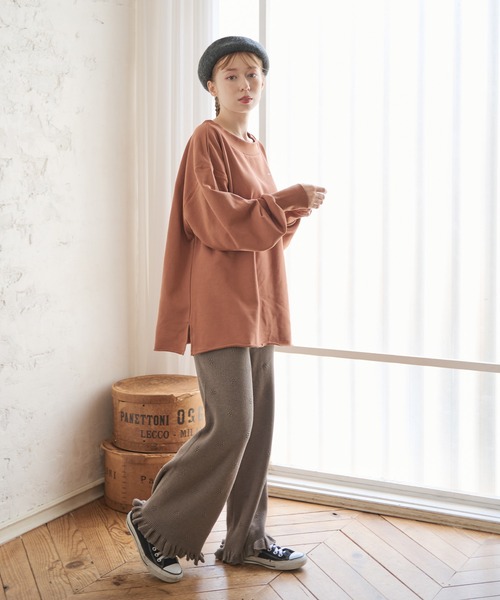 Crisp(クリスプ)の「コンセプトロゴスウェットL(スウェット・レディース・ブラウン/アイボリー/ネイビー・FREE)」の6枚目の写真