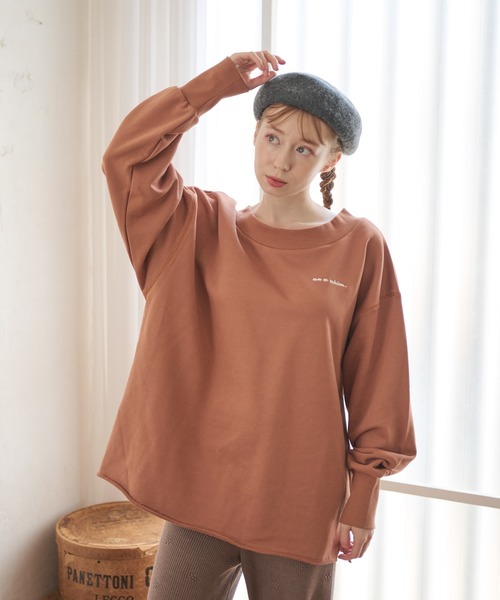 Crisp(クリスプ)の「コンセプトロゴスウェットL(スウェット・レディース・ブラウン/アイボリー/ネイビー・FREE)」の9枚目の写真