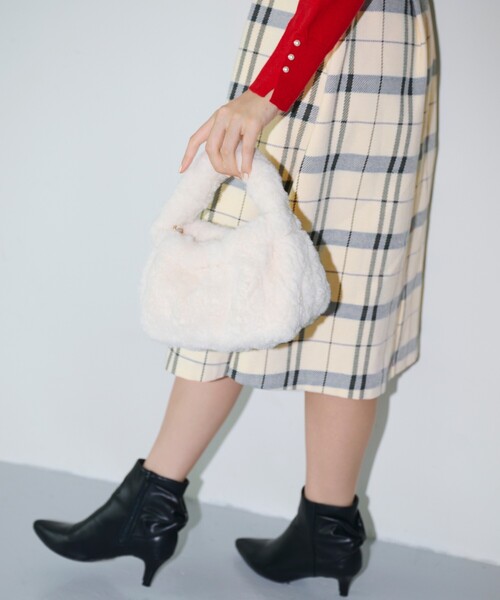 index（インデックス）の「◆【2WAY】フェイクファーショルダーBAG（ハンドバッグ・レディース・ベージュ/オフホワイト/グレー・00）」の4枚目の写真