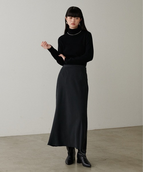 LARUTA(ラルータ)の「【LARUTA】ベーシックリブタートル(ニット/セーター・レディース・レッド/ブルー/グレー/パープル/ブラック/ライトグレー・FREE)」の11枚目の写真