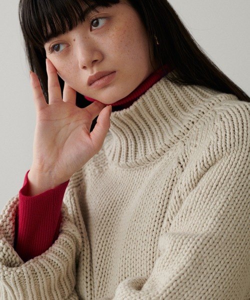 LARUTA(ラルータ)の「【LARUTA】ベーシックリブタートル(ニット/セーター・レディース・レッド/ブルー/グレー/パープル/ブラック/ライトグレー・FREE)」の7枚目の写真