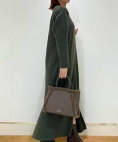 Samantha Thavasa（サマンサタバサ）の「スウェード調ボアハンドバッグ（ハンドバッグ・レディース・ダークブラウン/ベージュ/ネイビー/ピンクベージュ・FREE）」の7枚目の写真