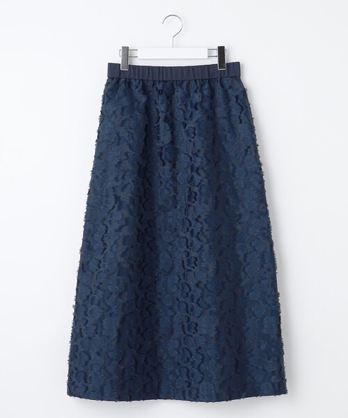 自由区(ジユウク)の「フラワーカットジャガード スカート(スカート・レディース・ベージュ系/ネイビー系・44)」の2枚目の写真