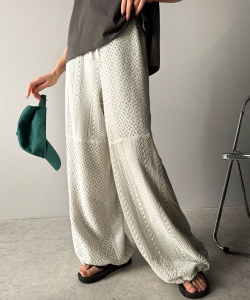 classicalelf（クラシカルエルフ）の「大人華やかリラクシー。レース切替パラシュートパンツ（その他パンツ・レディース・ブラック/ホワイト・X-LARGE/SMALL/MEDIUM/LARGE）」の7枚目の写真