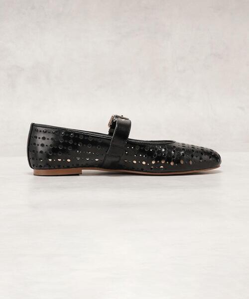 LANVIN en Bleu（ランバンオンブルー）の「パンチングレザーバレエシューズ（バレエシューズ・レディース・ゴールド/ブラック・M/L/S）」の7枚目の写真