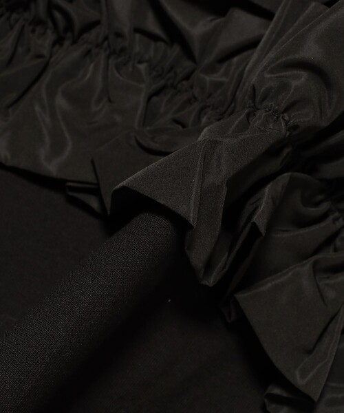 Ray BEAMS(レイビームス)の「RBS / ギャザー フリル Tシャツ(Tシャツ/カットソー・レディース・ブラック/ホワイト・ONE SIZE)」の22枚目の写真