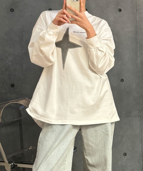 星柄プリント プルオーバースウェット ボリュームスリーブ（Tシャツ/カットソー）｜VIVID LADY（ビビッドレディー）