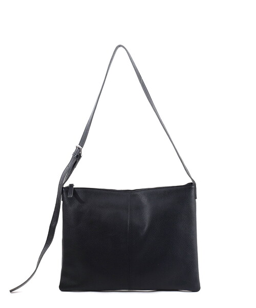 COOCO(クーコ)の「【牛革】シュリンクレザーシンプルフラットショルダーバッグ/A4対応(ショルダーバッグ・レディース・ブラック/グレー系/オフホワイト/シルバー・FREE)」の6枚目の写真