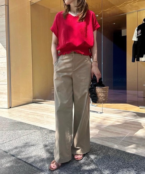 aquagarage（アクアガレージ）の「ウエストシャーリング深Vネックブラウス（シャツ/ブラウス・レディース・ブラック/ホワイト/ベージュ/キャメル/レッド/サックスブルー/ネイビー/チャコール・M/L）」の18枚目の写真