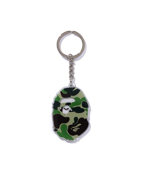 A BATHING APE（アベイシングエイプ）の「ABC CAMO APE HEAD ACRYLIC KEYCHAIN（キーホルダー・メンズ・グリーン/ピンク/ブルー・FREE）」の2枚目の写真