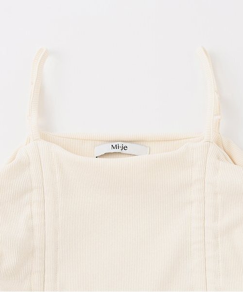 Mi-je（ミジェ）の「オフショルシャーリングトップス【韓国ファッション】（Tシャツ/カットソー・レディース・アイボリー/グレー/ピンク・F）」の14枚目の写真