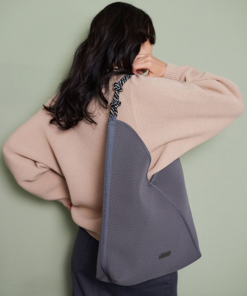 BARNYARDSTORM（バンヤードストーム）の「BARNYARDSTORM / パンチングワンハンドルバッグ（トートバッグ・レディース・チャコールグレー/ブラック/オフホワイト・FREE）」の17枚目の写真