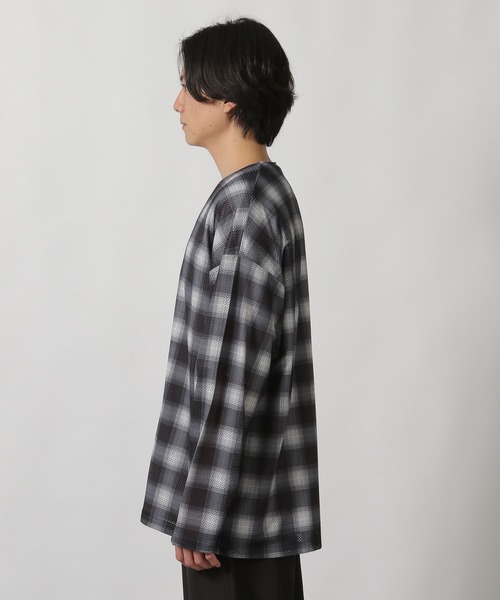 LAKOLE（ラコレ）の「オンブレチェックメッシュカーディガン / 319427（カーディガン/ボレロ・メンズ・ブラック/ブルー/マルーン・LARGE/MEDIUM）」の21枚目の写真