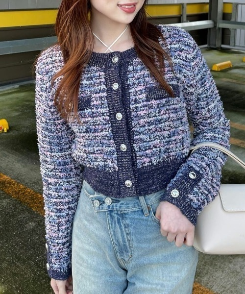 rienda（リエンダ）の「【岡崎紗絵さん着用アイテム】ツイードニットカーディガン 春服（カーディガン/ボレロ・レディース・レッド/ネイビー/ライトベージュ・FREE）」の3枚目の写真